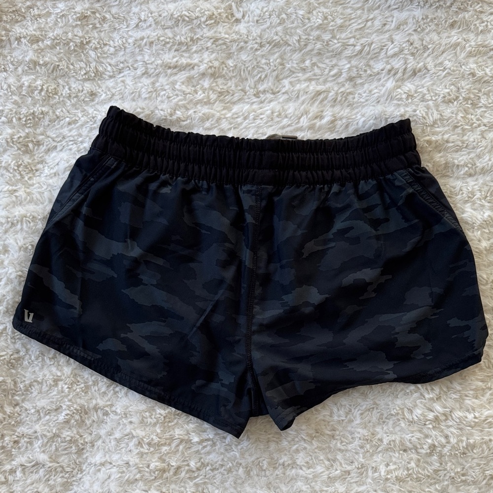 Vuori Clementine Black Camouflage Shorts - Picture 4 of 4